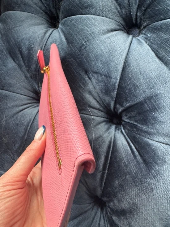 Prada Pink Saffiano Envelope Clutch/wallet with Gold Logo - Picture 8 of 10